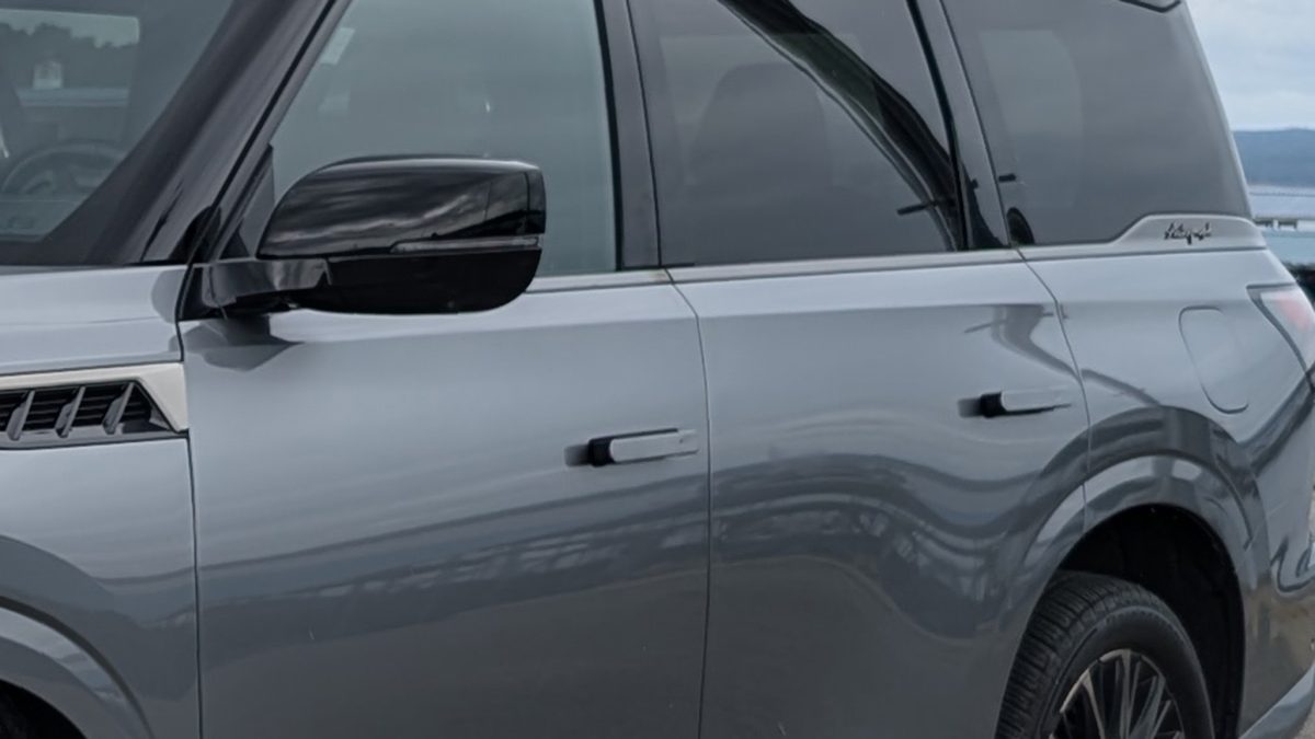 Китай забороняє приховані дверні ручки в електромобілях: кінець тренду Tesla? - фото 2