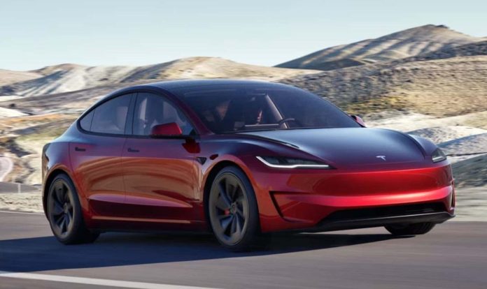 Рейтинг електромобілів, які майже не ламаються