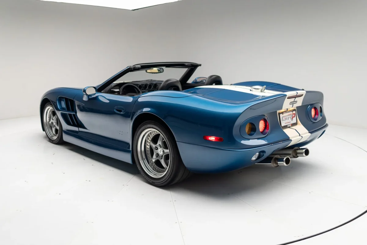 Забутий шедевр: унікальний Shelby Series 1 1999 року виставили на аукціон - фото 4