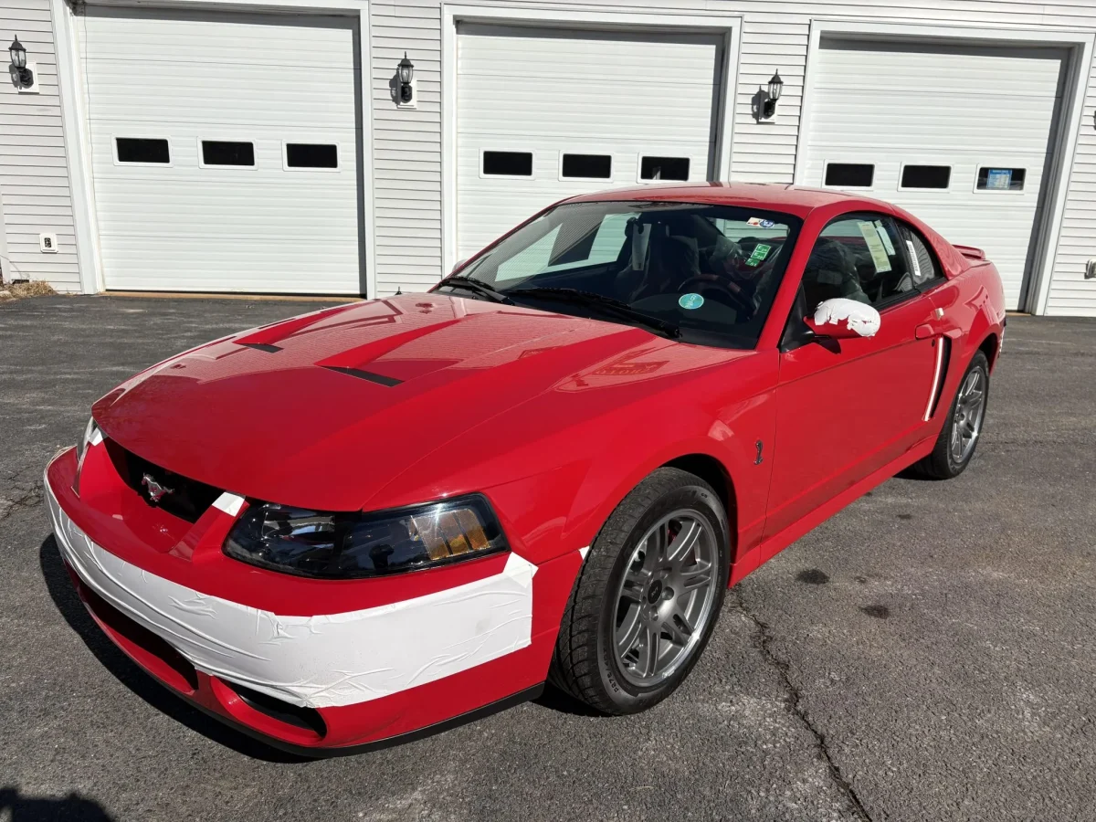 Капсула часу: 20-річний Ford Mustang продали за ціною нового суперкара - фото 1