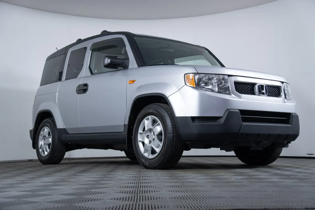 Ідеальний Honda Element 2011 року продають на аукціоні за ціною нового кросовера - фото 4