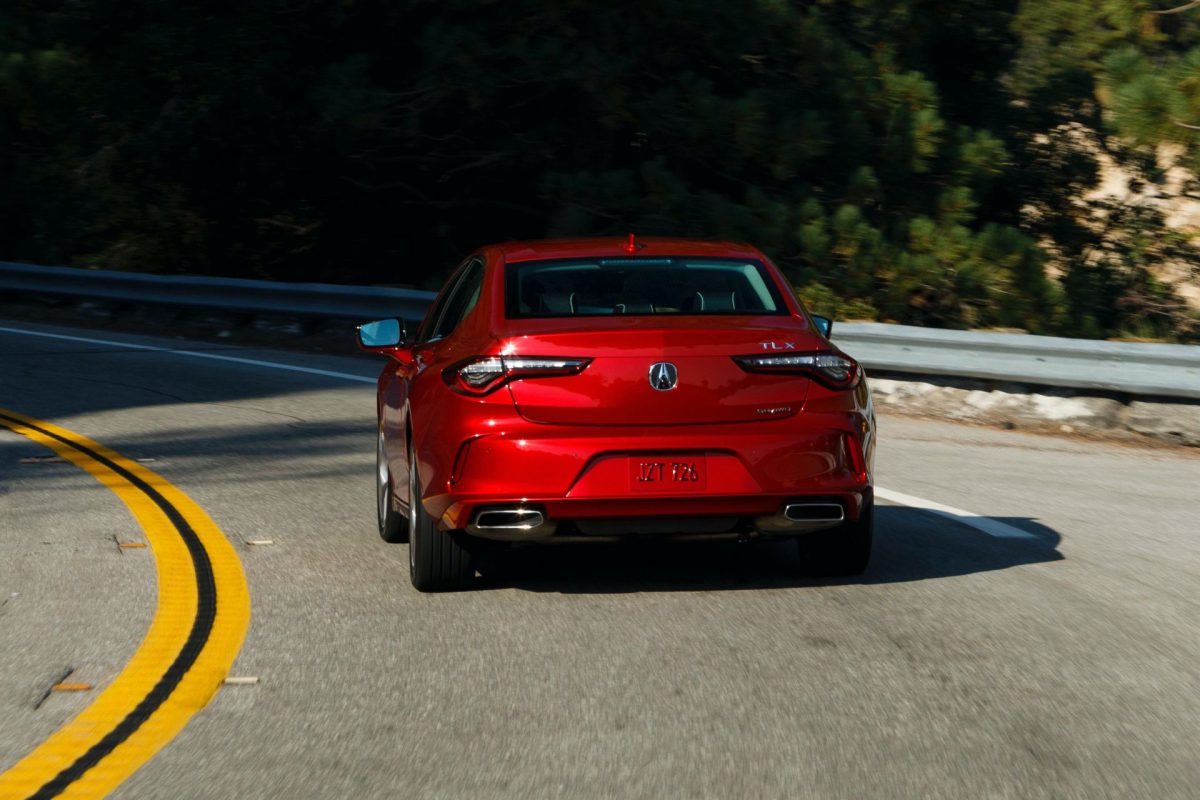 В США розслідують масовий дефект повного приводу в автомобілях Acura - фото 6