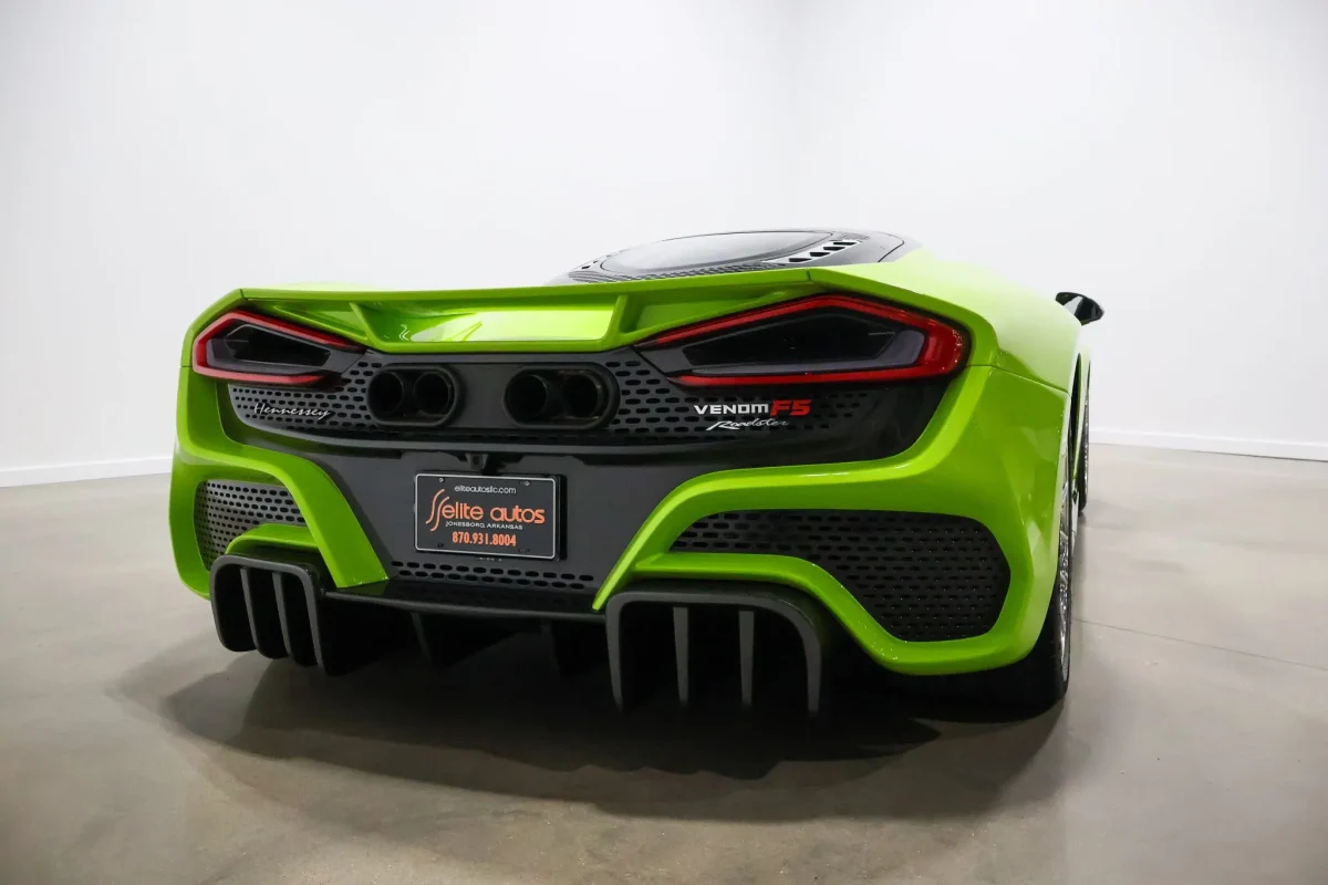 Ексклюзивний Hennessey Venom F5 Roadster на 1817 сил шукає нового власника: ставки вже перевищили $2 млн - фото 3