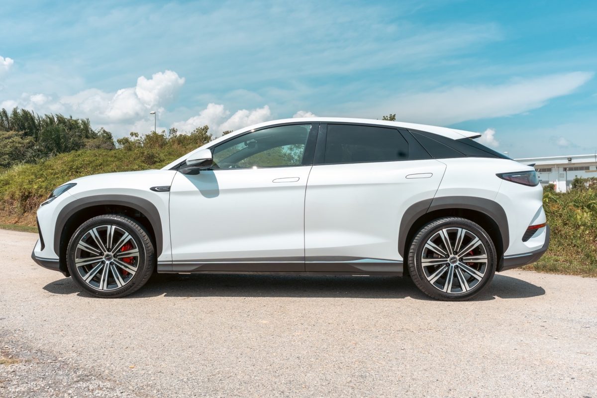 BYD Sealion 7: серйозний конкурент Tesla Model Y із вражаючою динамікою - фото 7