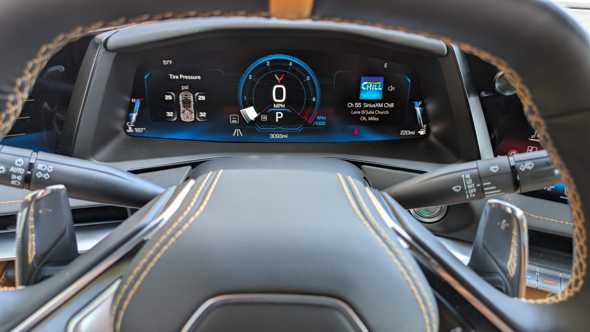 Тест-драйв Chevrolet Corvette Stingray Z51: чому "базова" версія може бути найкращим вибором у лінійці - фото 6