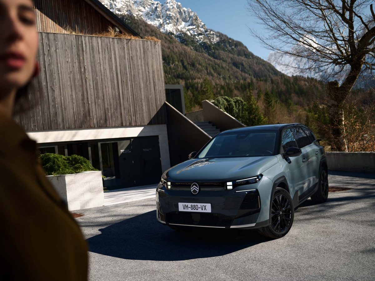 Фокус із цифрами: Stellantis "додав" 30 сил гібридному Citroen C5 Aircross без жодних допрацювань - фото 4