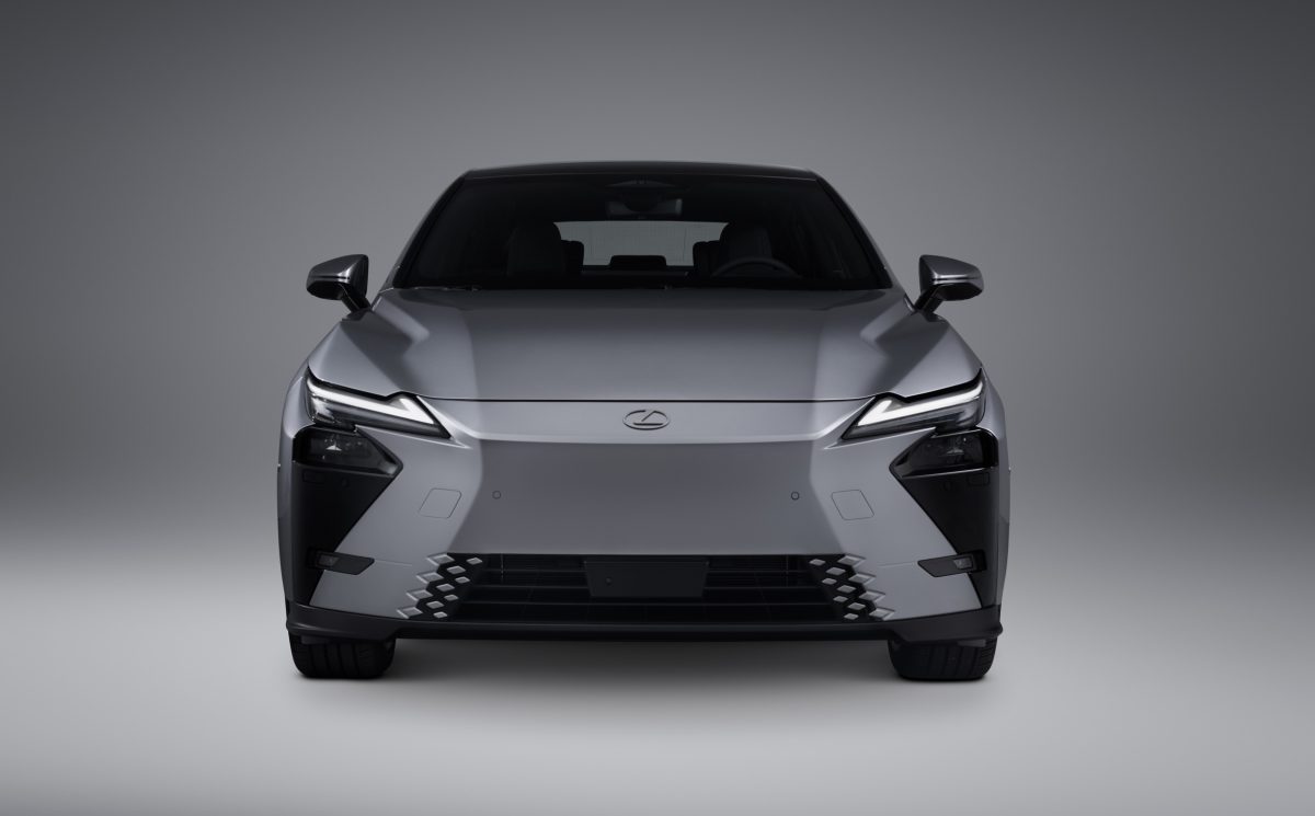 Новий Lexus ES стає електричним: ціни стартують з позначки нижче $50 000 - фото 2