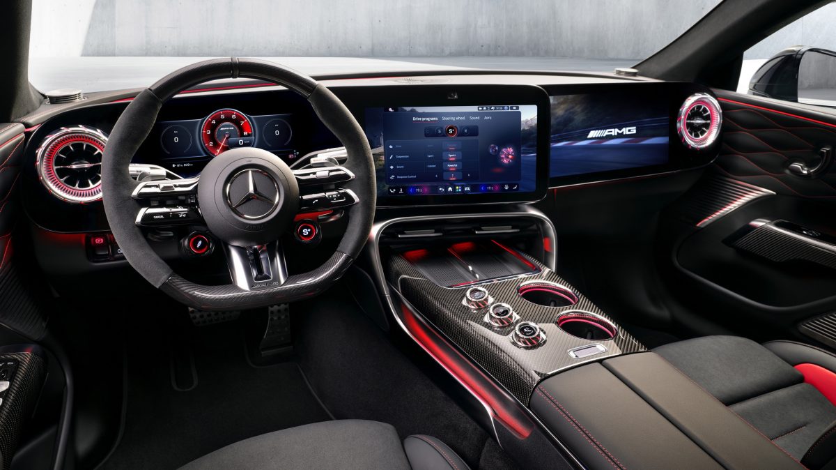 Mercedes-AMG розсекретив інтер'єр нового електричного суперседана: конкурент Taycan вражає деталями - фото 8