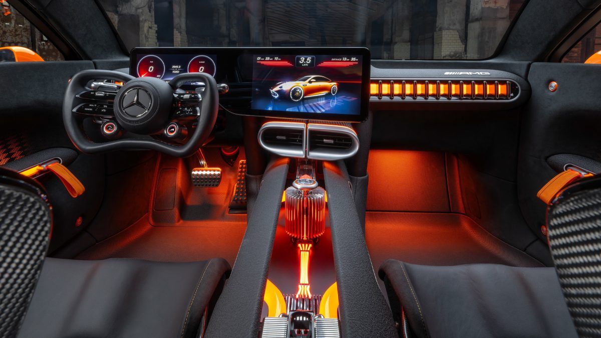 Mercedes-AMG розсекретив інтер'єр нового електричного суперседана: конкурент Taycan вражає деталями - фото 2