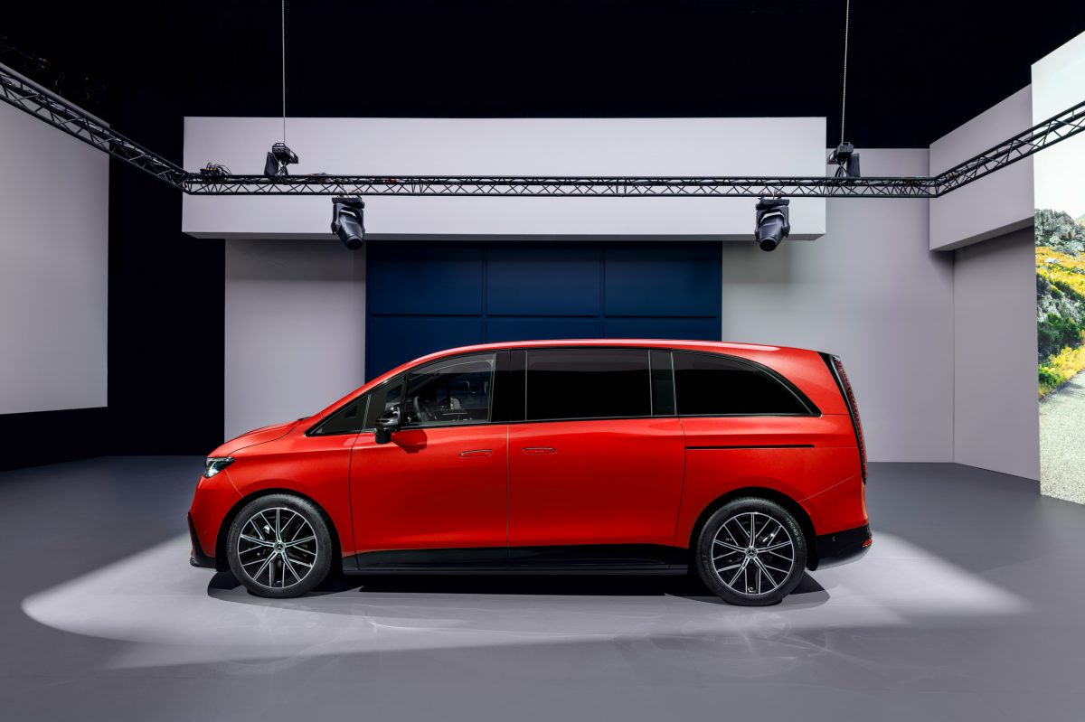 Mercedes-Benz представив розкішний електричний мінівен VLE: понад 700 км запасу ходу та інтер'єр як у приватного джета - фото 6