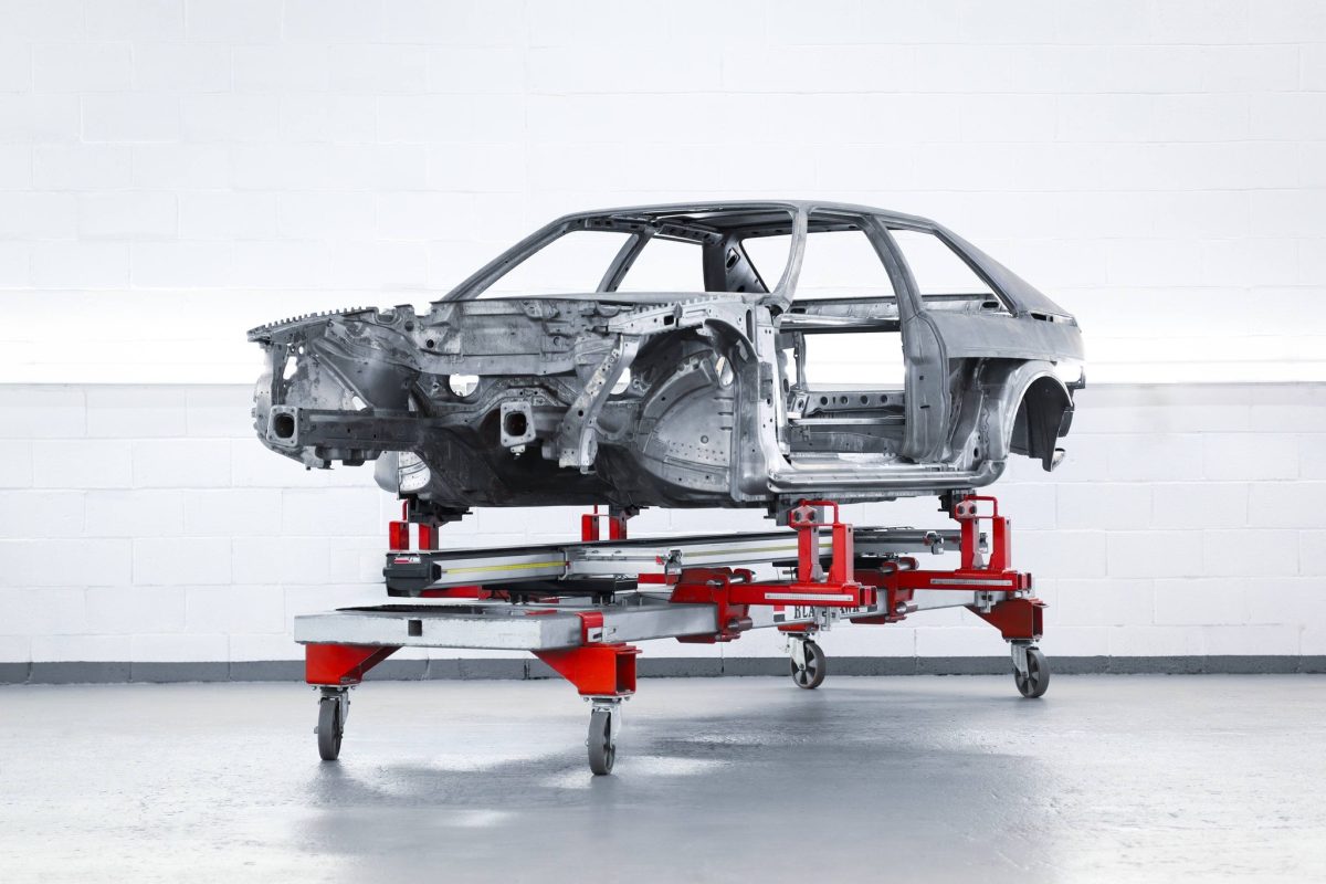 Легендарна Audi Quattro повертається: 600-сильний V8, "механіка" та дизайн у стилі Group B - фото 5
