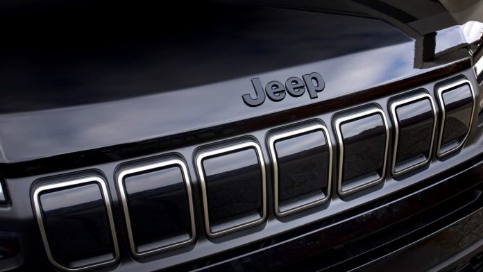 Jeep Avenger став справжнім хітом: кросовер б’є рекорди продажів в Європі
