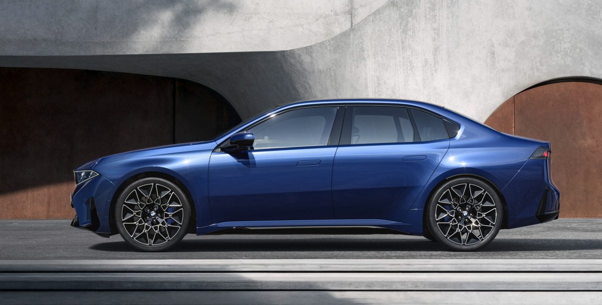 BMW кардинально змінює стратегію: майбутні електромобілі i5 та i7 отримають власну платформу - фото 2