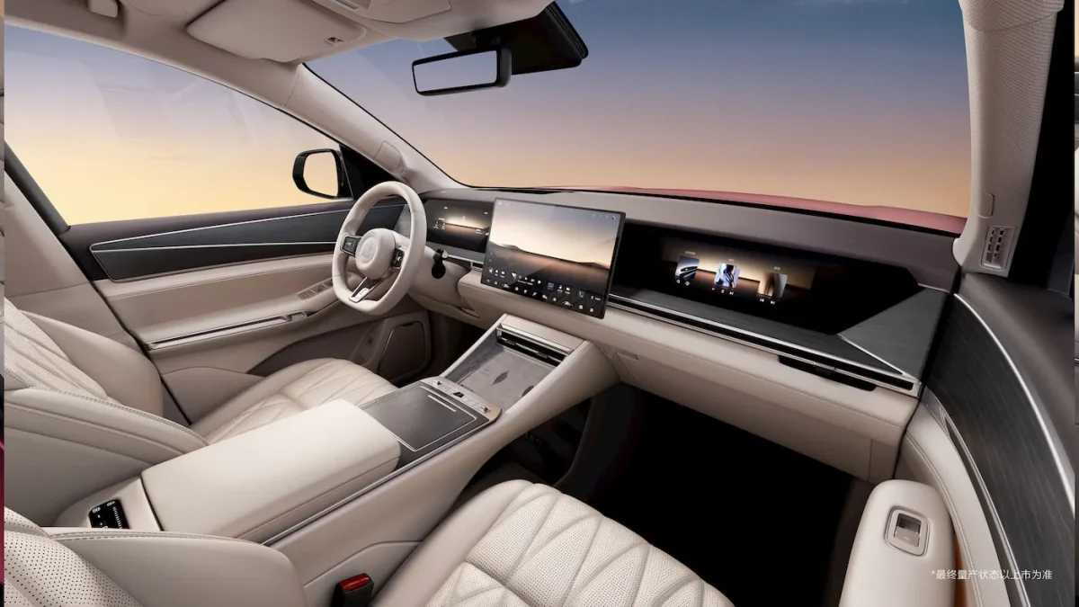 BYD представила флагманський кросовер Great Tang: 950 км ходу та зарядка за 9 хвилин - фото 7