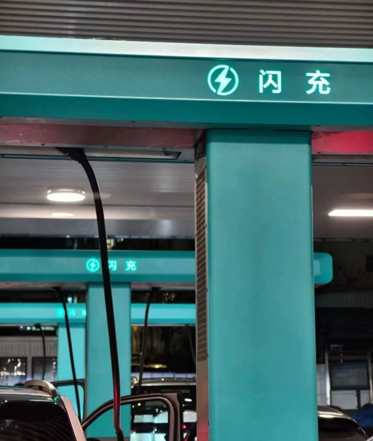 BYD тестує революційну зарядку на 1500 кВт: 400 км ходу за 5 хвилин - фото 3