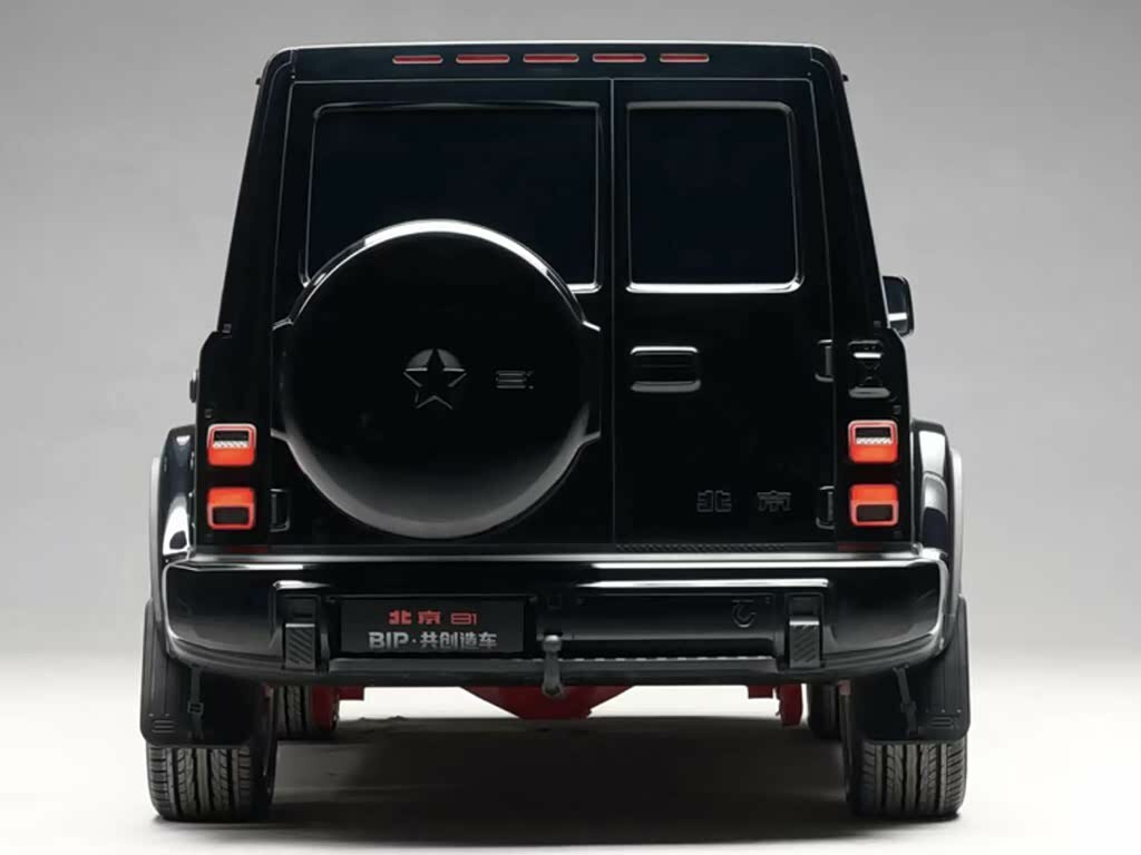 Китайський мікс Mercedes G-Class та Jeep Wrangler: розсекречено новий позашляховик BAIC BJ81 - фото 1
