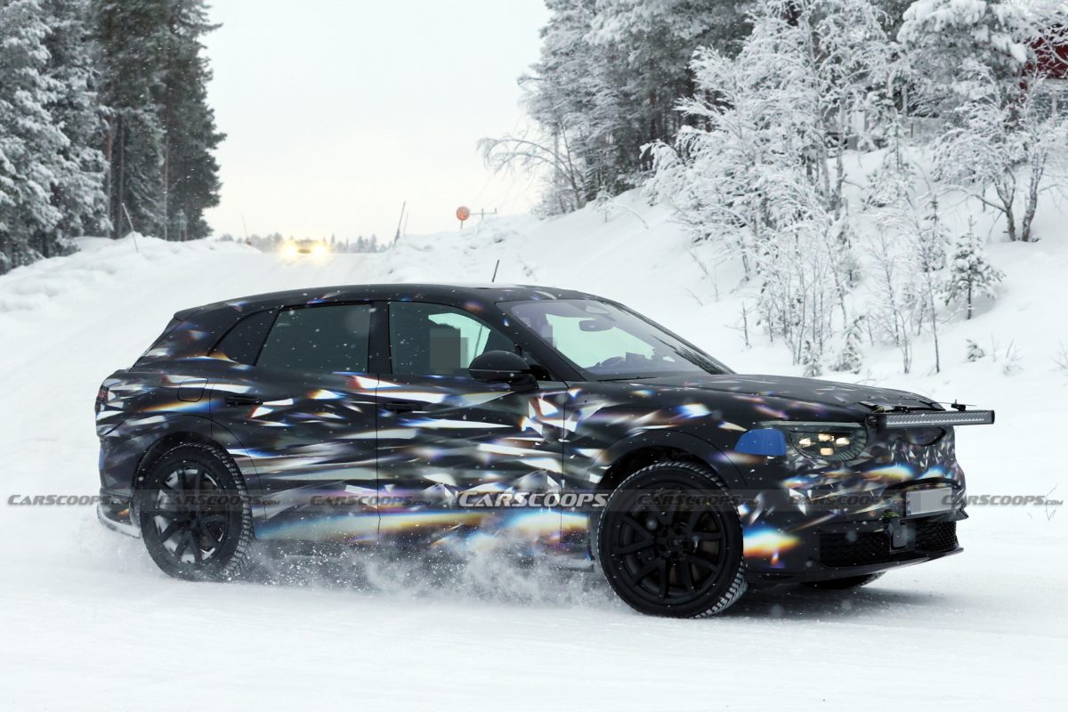 Bentley готує «молодшого брата» Bentayga: новий електричний кросовер помітили на зимових тестах - фото 5