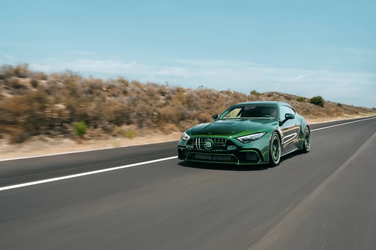 Brabus Rocket GTS: унікальний «зелений» шутінг-брейк Mercedes за ціною двох Lamborghini - фото 4