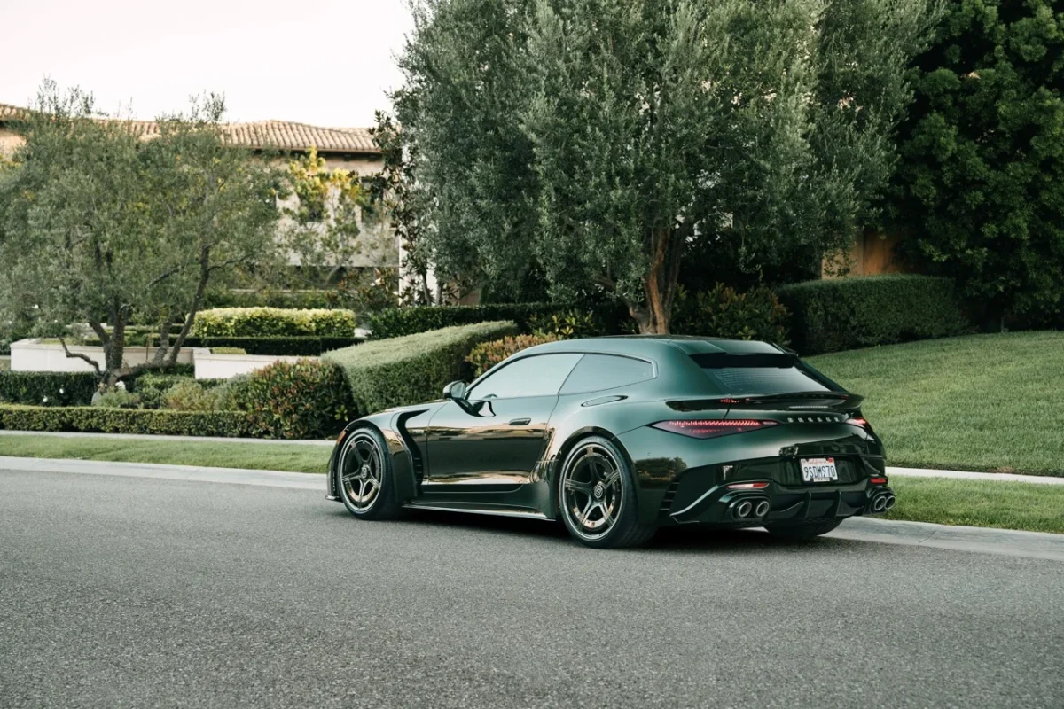 Brabus Rocket GTS: унікальний «зелений» шутінг-брейк Mercedes за ціною двох Lamborghini - фото 2
