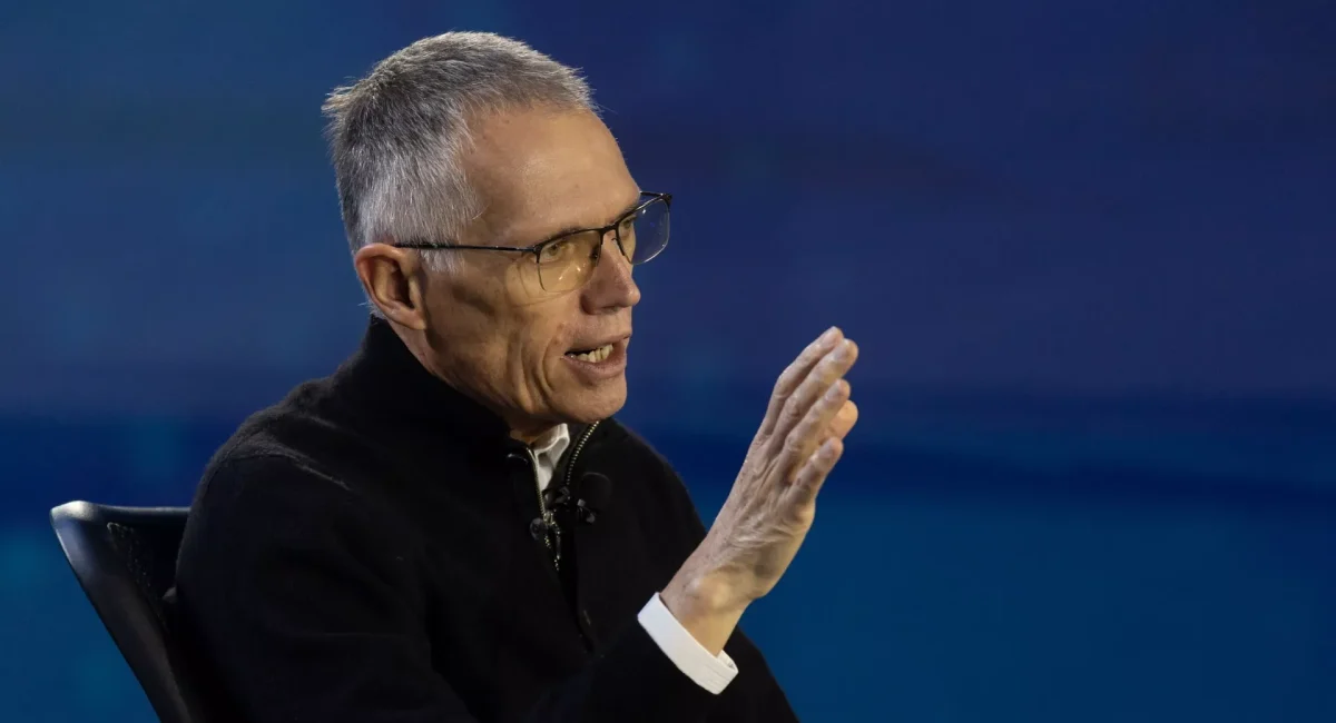 Глобальна криза чи нова епоха? Чому найбільші автовиробники масово змінюють керівництво - фото 3