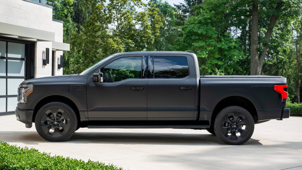 «Ми все зробили б інакше»: голова Ford визнав прорахунки з F-150 Lightning та урок від Tesla - фото 4