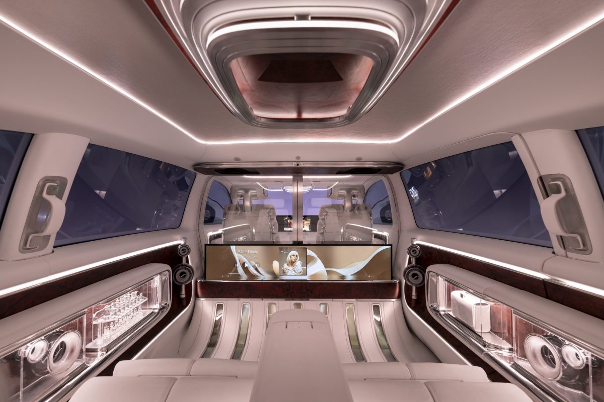 Mercedes анонсував розкішний вен VLS: він отримає ексклюзивну версію Maybach - фото 8