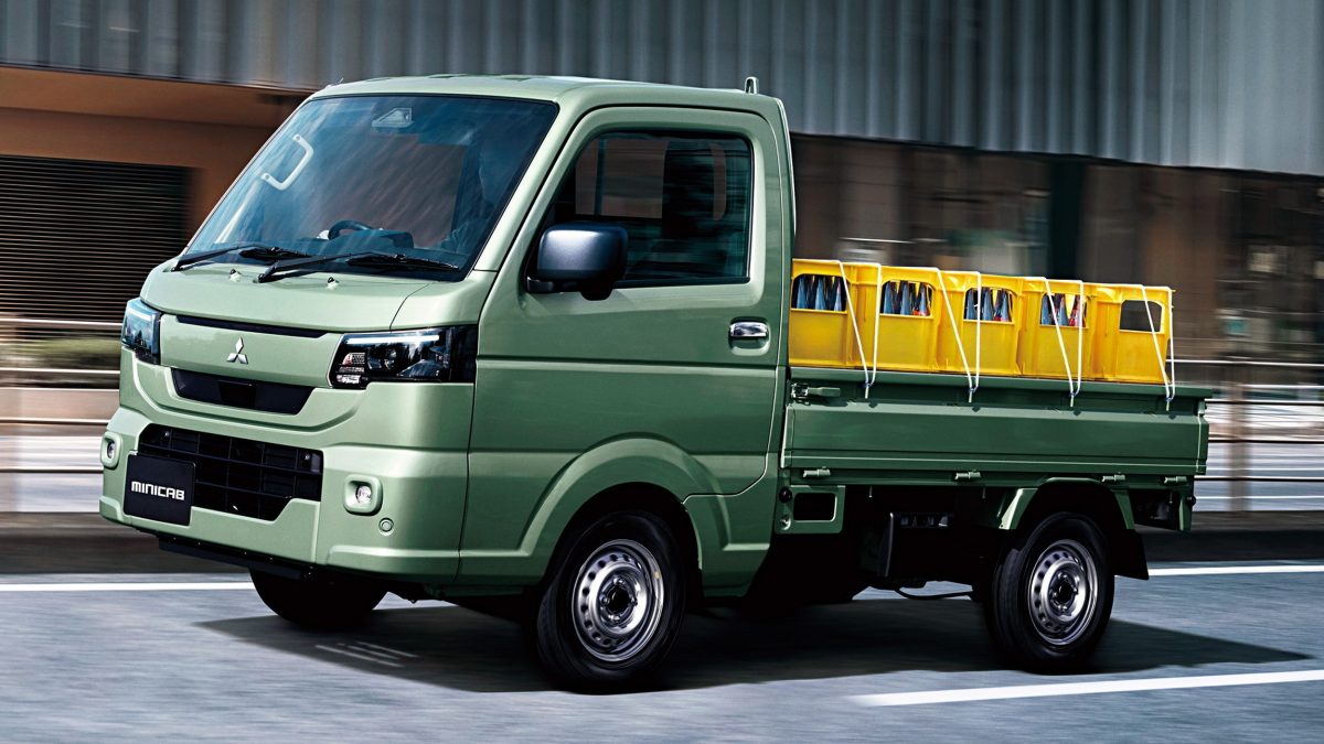 Mitsubishi представила оновлений Minicab Truck: рамний "малюк" з повним приводом за 8300 доларів - фото 2