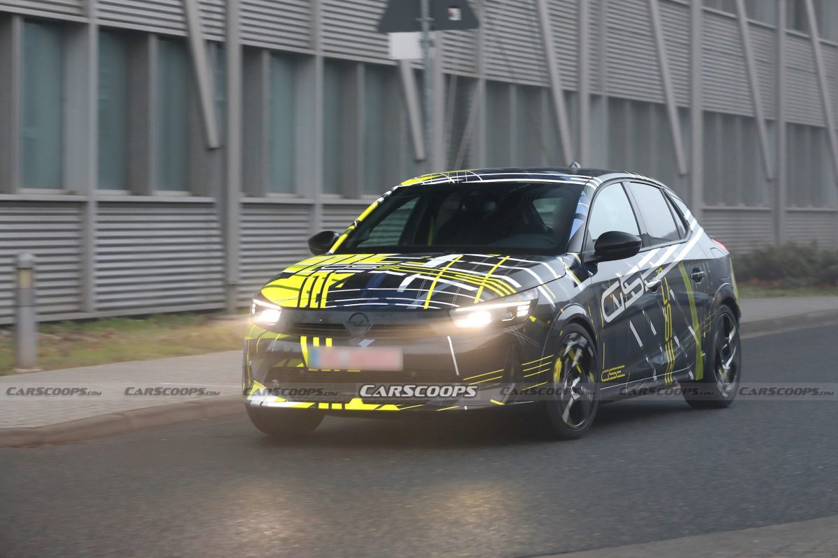 Opel готує повернення легенди: помічено новий електричний "хот-хетч" Corsa GSE - фото 2