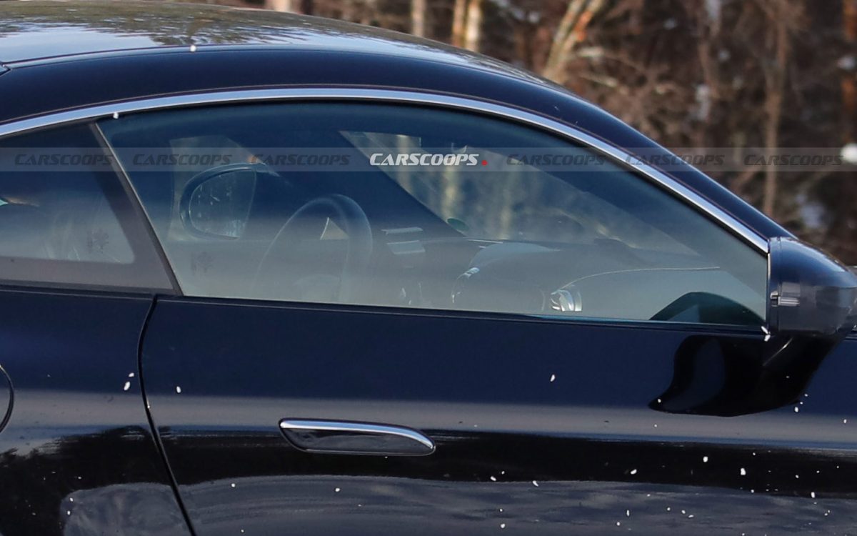 Mercedes-AMG готує оновлення для GT 4-Door: перші шпигунські фото та подробиці - фото 1