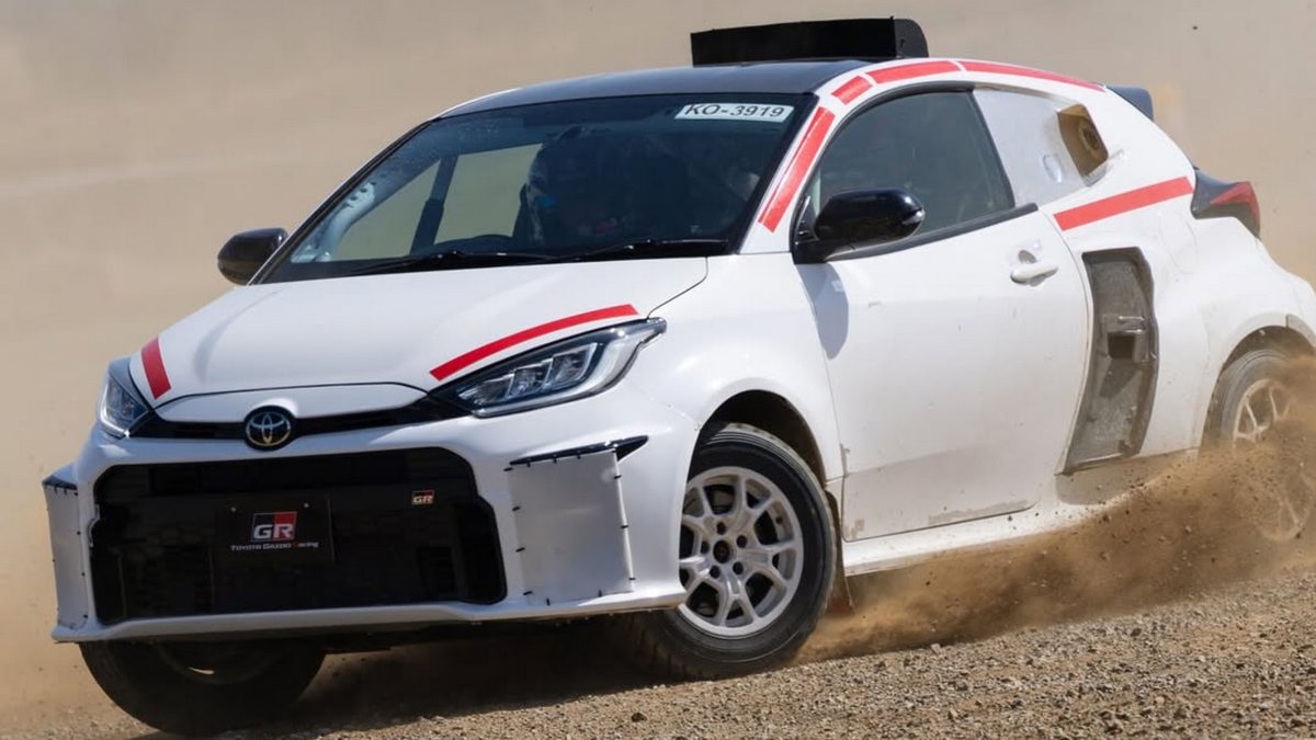 Toyota натякає на повернення легенди: нові шпигунські фото та чутки про відродження Celica - фото 2