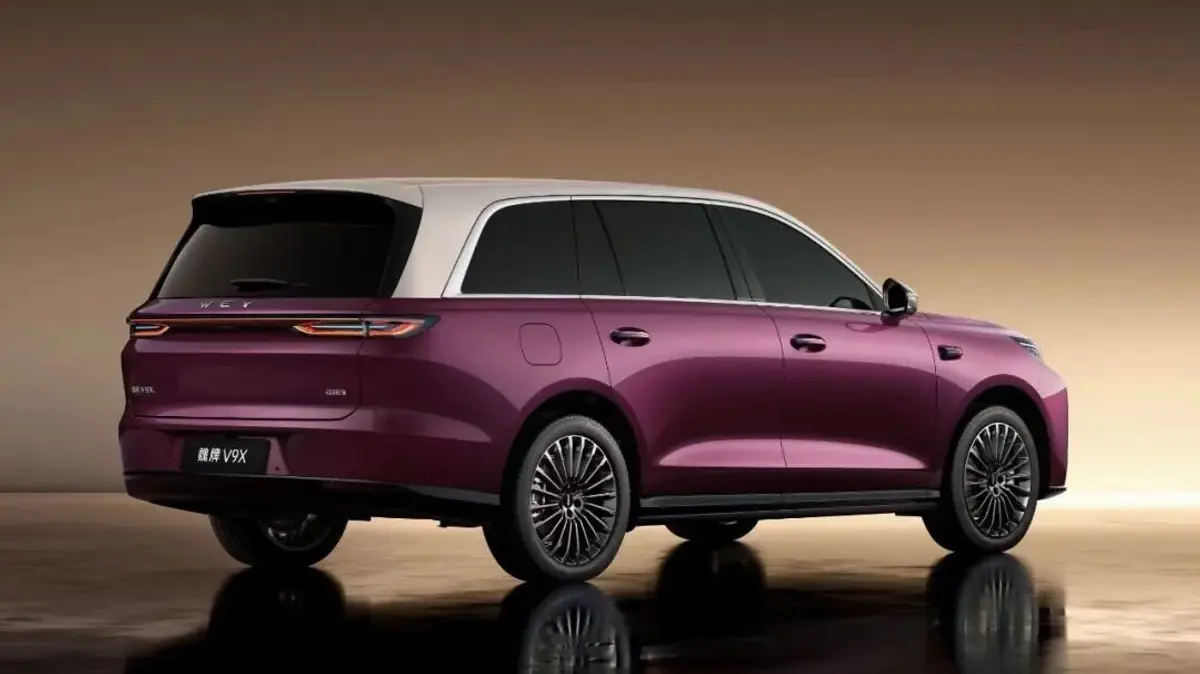 Great Wall Motor відкрито скопіювала рекламу Range Rover: очільник компанії публічно перепросив - фото 8