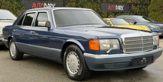 У Києві продають броньовану легенду Mercedes 90-х