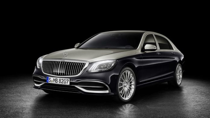 Mercedes-Benz відкликає майже 25 тисяч авто: карданний вал може від'єднатися прямо на ходу Mercedes-Benz відкликає майже 25 тисяч авто: карданний вал може від'єднатися прямо на ходу
