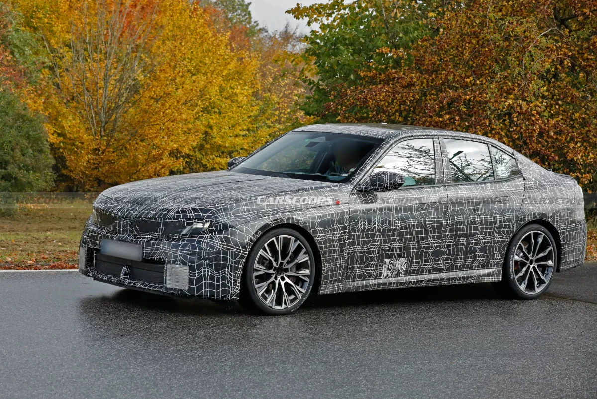 Нове покоління паливного BMW 3-Series засвітилося на відео: перші деталі про наступника M340i - фото 4
