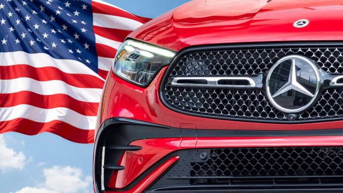 Через високі мита Mercedes-Benz переносить виробництво свого головного бестселера до США