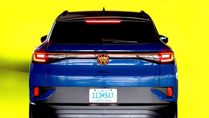 Volkswagen зупиняє виробництво електрокросовера ID.4 у США заради бензинового Atlas Volkswagen зупиняє виробництво електрокросовера ID.4 у США заради бензинового Atlas
