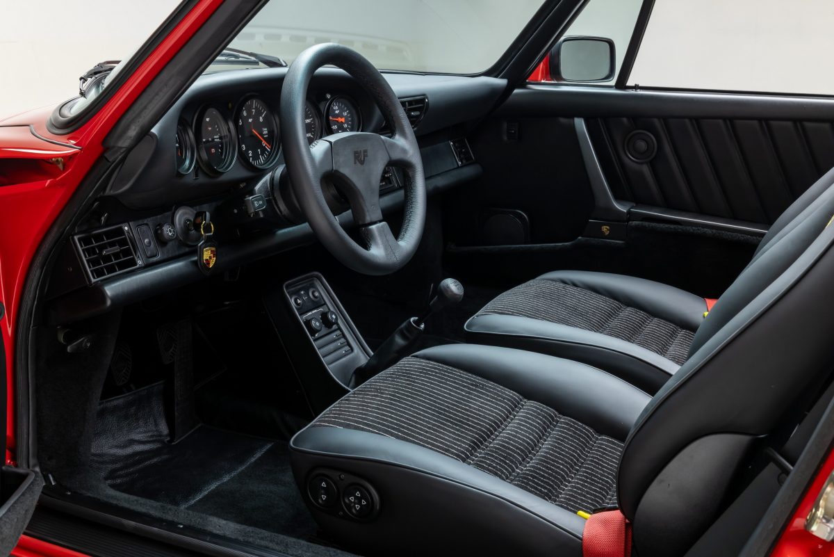Справжній ексклюзив: на продаж виставили єдиний у світі Porsche 911 Targa Ruf BTR III - фото 1