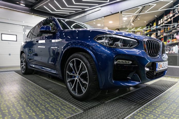 BMW X3 2026: повний огляд середнього SUV від BMW
