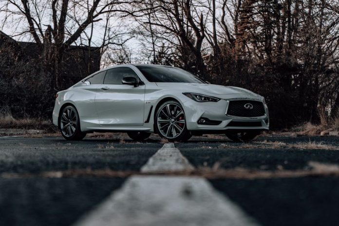 Infiniti в Україні 2026: моделі, ціни, японський преміум