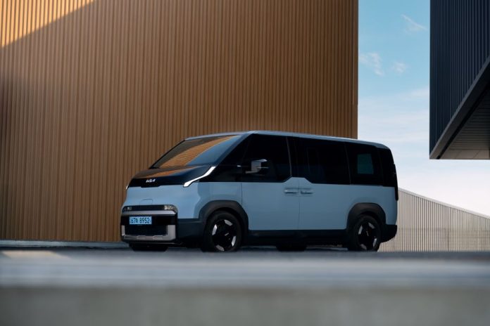 KIA PV7 2027: великий електро-мінівен для родин і бізнесу