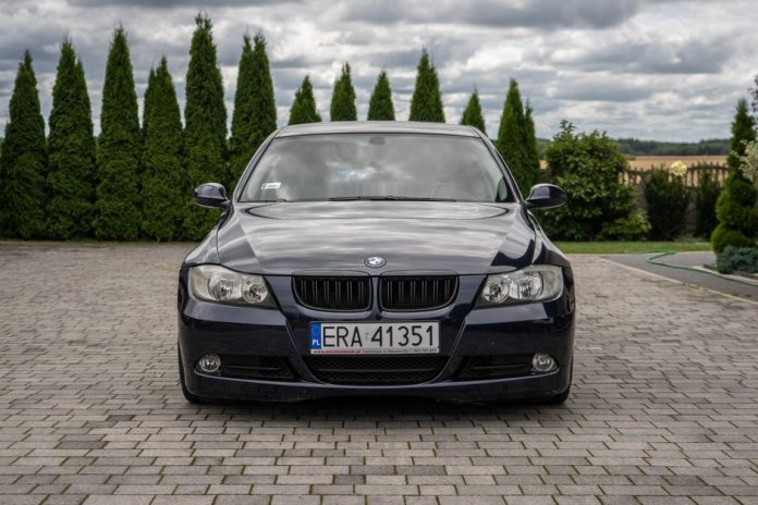 Pexels photo Регламент ТО BMW E90 (2005-2012): повний гайд