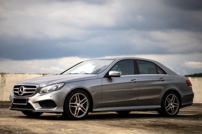 Pexels photo Регламент ТО Mercedes E-Class W212 (2009-2016): гайд