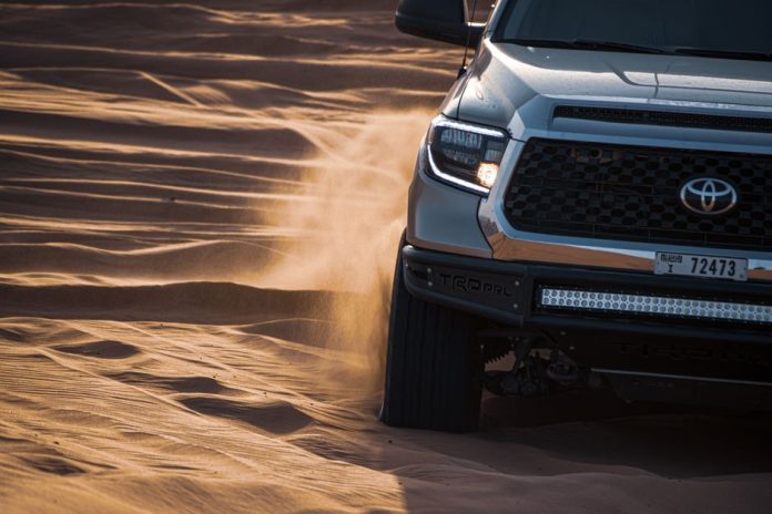 Toyota Tundra recall 2026: чому Toyota міняє двигуни не всім (і власники злі)