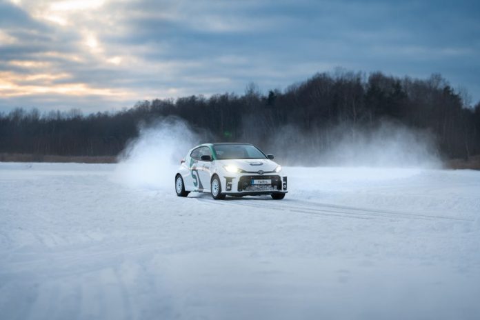 Pexels photo Toyota Yaris 2026: повний огляд японського хетчбека