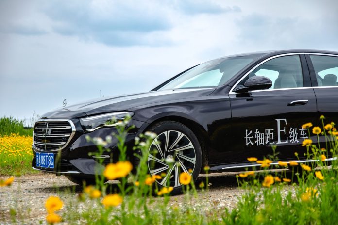 FAW Bestune T77: огляд компактного кросовера в Україні