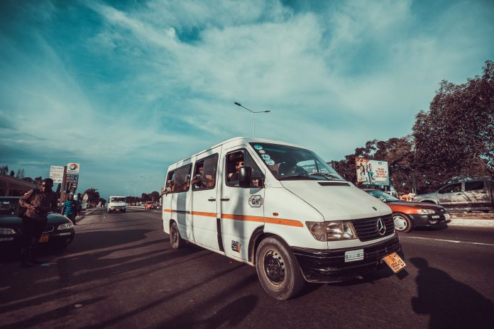 Ford Transit чи Mercedes Sprinter: що обрати в 2026 році