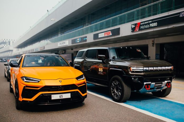 GMC Hummer EV 2022-2026: 1000-кс електроHummer - повний огляд