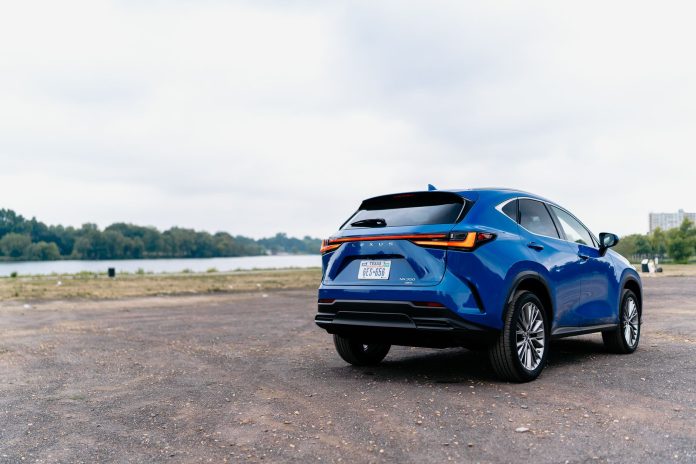 Honda e:NS1: огляд, батарея та ціни в Україні 2026