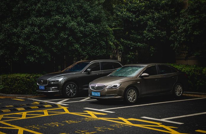 Skoda Octavia чи Volkswagen Passat: що обрати на вторинному ринку 2026