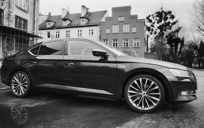 Passat чи Superb: що обрати на вторинному ринку в Україні